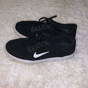 Nike shoes (men’s)